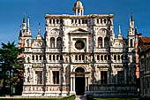 Certosa di Pavia -  Facciata della Chiesa di Santa Maria delle Grazie. 